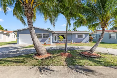 3811 NW 28th St, Lauderdale Lakes, FL 33311