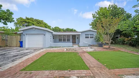 3651 NW 36th St, Lauderdale Lakes, FL 33309