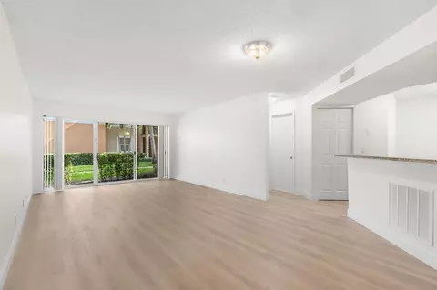 8851 Wiles #108, Coral Springs, FL 33067