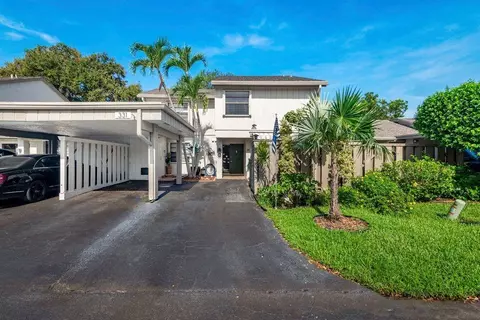 331 S Deercreek Wildwood Ci S Wildwood Cir #331, Deerfield Beach, FL 33442
