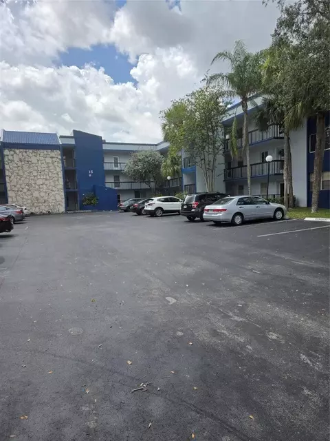 3080 Holiday Springs Blvd #209, Margate, FL 33063