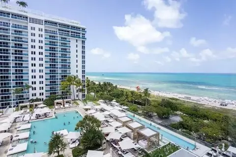 2301 Collins Ave #327, Miami Beach, FL 33139