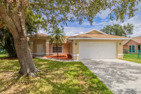 1682 SE Berkshire, Port Saint Lucie, FL 34952