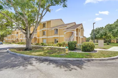 2371 NW 33rd St #706, Oakland Park, FL 33309