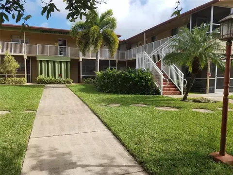 411 S Crescent Dr #104, Hollywood, FL 33021