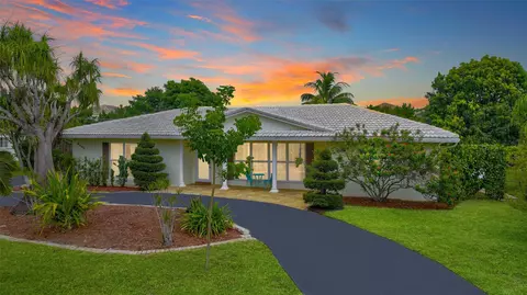 8405 NW 38th St, Coral Springs, FL 33065