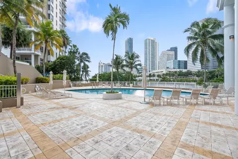 Exterior - 801 Brickell Key Blvd #2903, Miami, FL 33131 photo 4 of 6