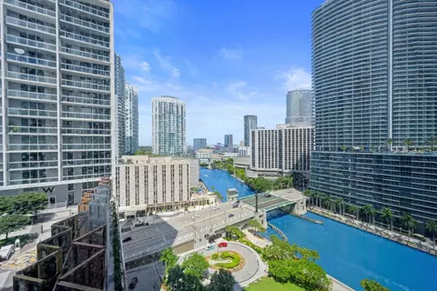 475 Brickell Ave #1815, Miami, FL 33131