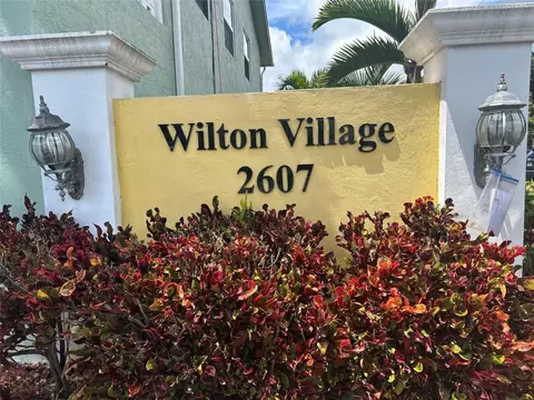 2607 NE 8th #28, Wilton Manors, FL 33334
