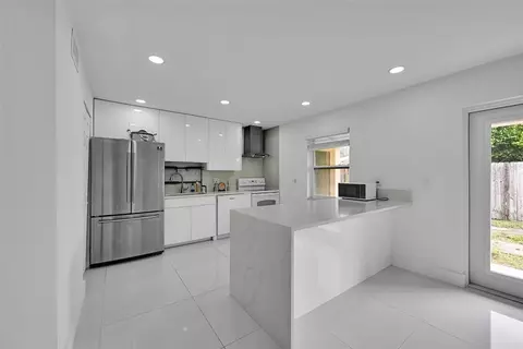 3028 NW 69th, Fort Lauderdale, FL 33309