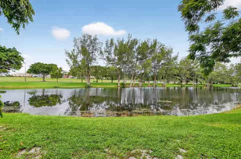 1157 Cambridge G #1157, Deerfield Beach, FL 33442