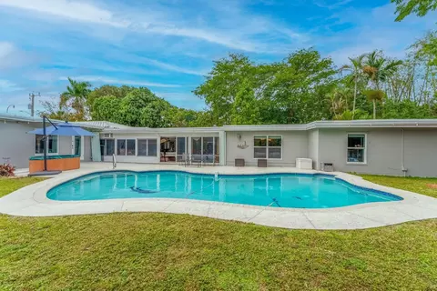 5541 W Broward, Plantation, FL 33317