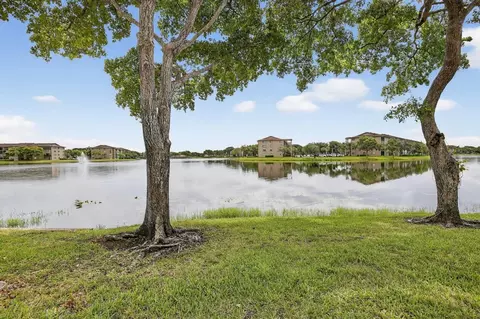 1001 SW 141st #110 K, Pembroke Pines, FL 33027