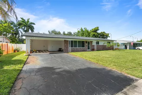 5341 SW 1st St, Plantation, FL 33317