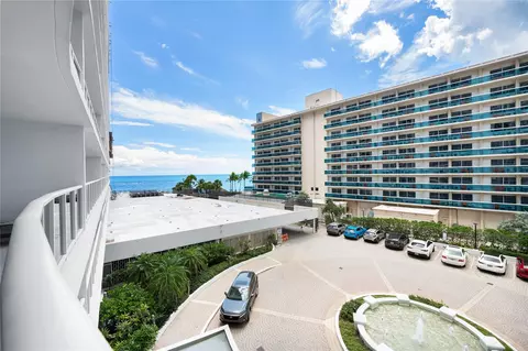 4100 Galt Ocean Dr #304, Fort Lauderdale, FL 33308
