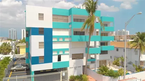 6941 Carlyle Ave #4C, Miami Beach, FL 33141