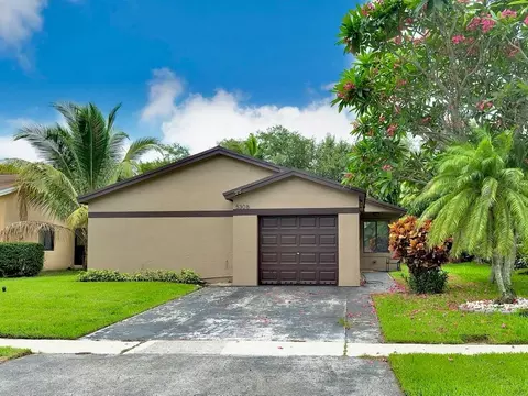 5308 NW 92, Sunrise, FL 33351