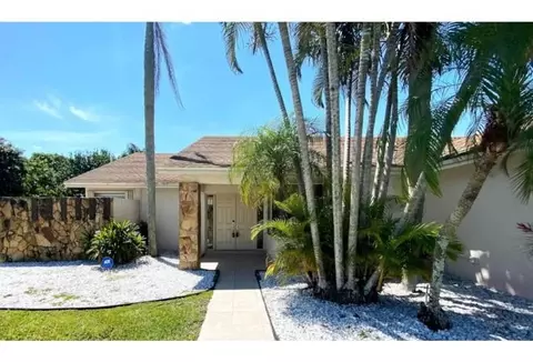 9811 Majorca, Boca Raton, FL 33434