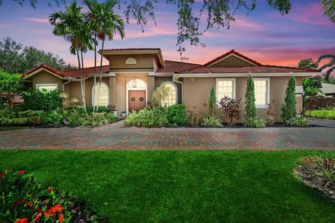 6100 SW 20th St, Plantation, FL 33317