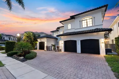 17935 Monte Vista Dr, Boca Raton, FL 33496