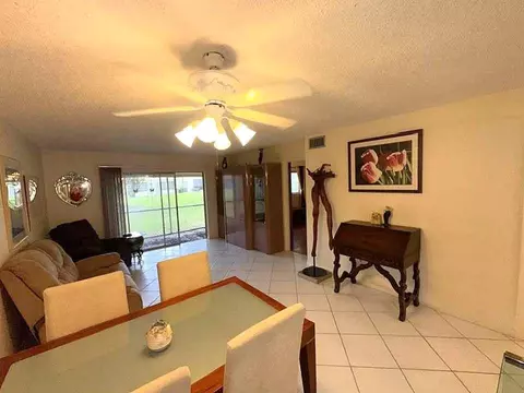 7490 NW 1st St #102, Margate, FL 33063