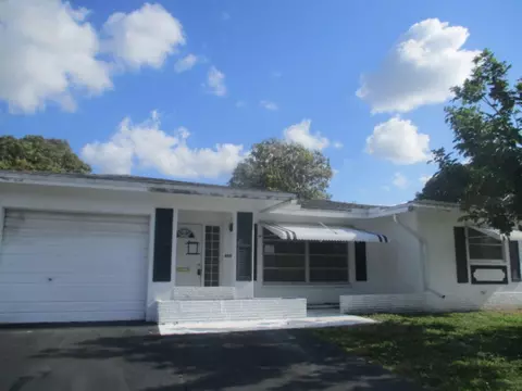 4955 NW 55th St, Tamarac, FL 33319