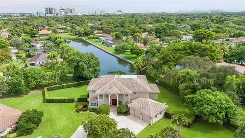 11001 SW 75th Ct, Pinecrest, FL 33156