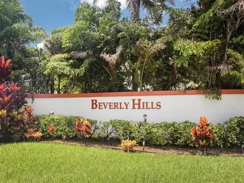 5300 Washington St #D308, Hollywood, FL 33021