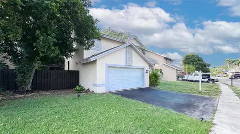 3256 NW 123rd Ter, Sunrise, FL 33323