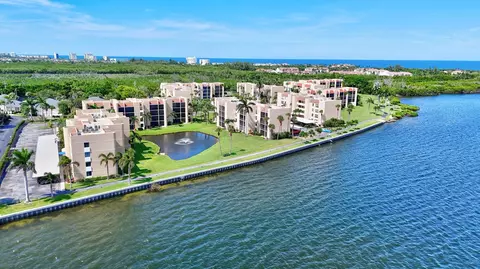 3412 NE Causeway Blvd #103, Jensen Beach, FL 34957