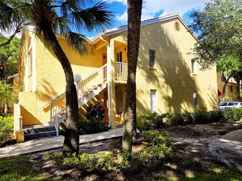 922 Coral Club Dr #922, Coral Springs, FL 33071