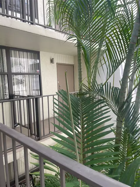 20441 NE 30th Ave #202-9, Aventura, FL 33180