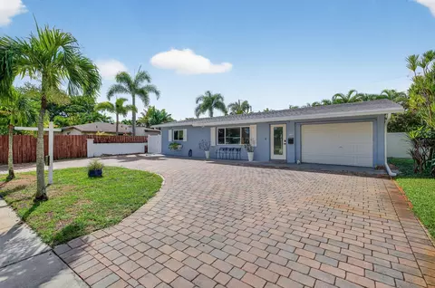 540 NW 38th St, Oakland Park, FL 33309
