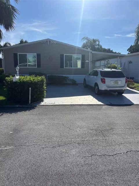 5116 NW 4th Ave, Pompano Beach, FL 33064