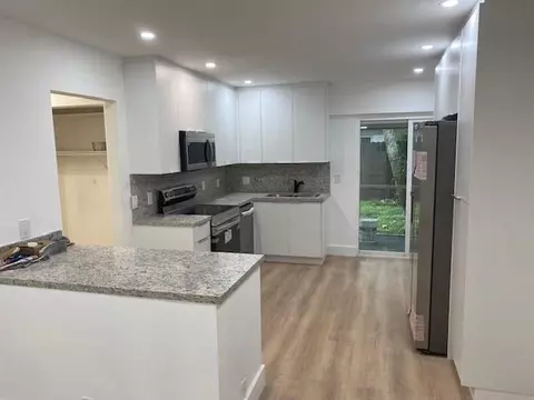 7546 NW 44 Ct #E, Coral Springs, FL 33065