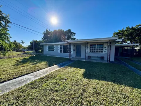 1212 S 26th Ave, Hollywood, FL 33020