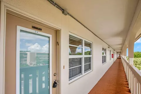 2202 Lucaya #D4, Coconut Creek, FL 33066