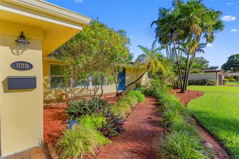 820 Alamanda, Plantation, FL 33317