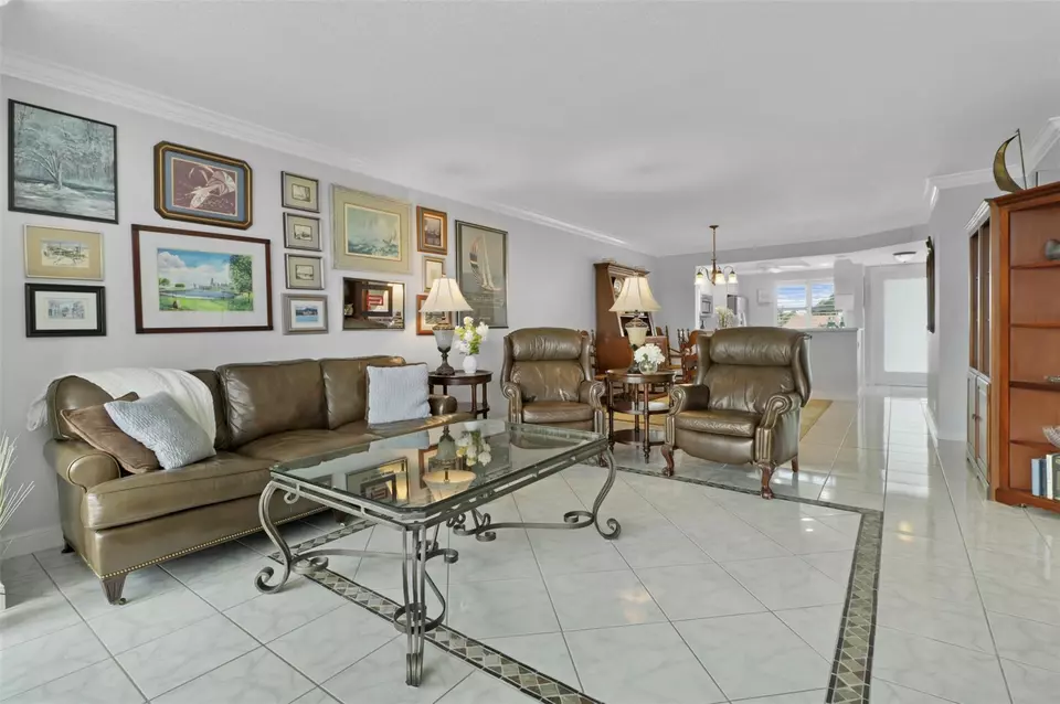 Living - 2525 Florida Blvd #431, Delray Beach, FL 33483 photo 2 of 3