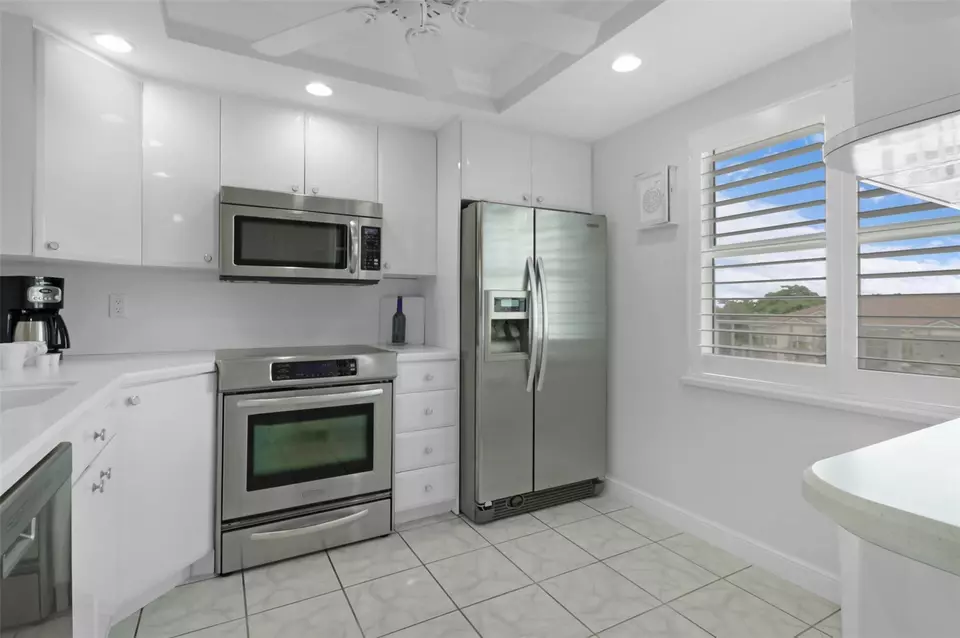 Kitchen - 2525 Florida Blvd #431, Delray Beach, FL 33483 photo 3 of 3