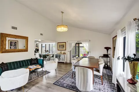 3253 NW 104 Ave, Sunrise, FL 33351