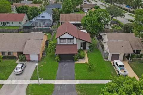3253 NW 104, Sunrise, FL 33351