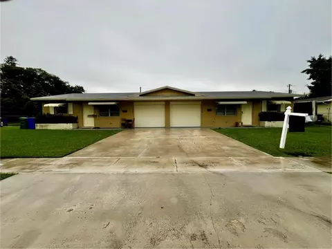 2678-2692 NW 65th Ave, Margate, FL 33063