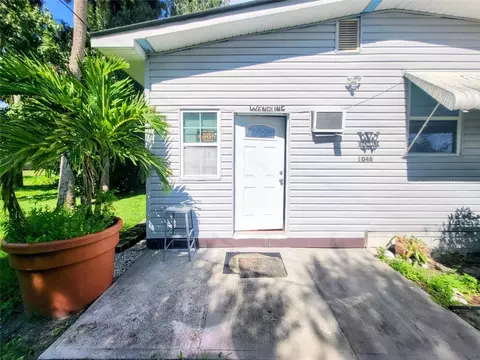 Exterior - 1048 Arvin Ln, Moore Haven, FL 33471 photo 5 of 8
