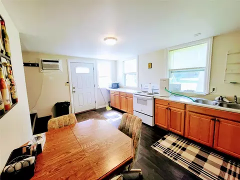 Kitchen - 1048 Arvin Ln, Moore Haven, FL 33471 photo 2 of 3