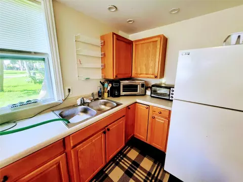Kitchen - 1048 Arvin Ln, Moore Haven, FL 33471 photo 3 of 3