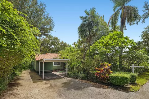 11705 NE 11th Ave, Biscayne Park, FL 33161