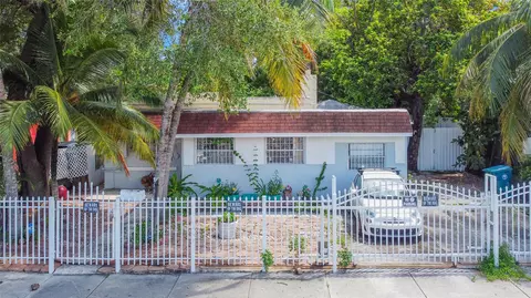 1236 NW 32nd St, Miami, FL 33142