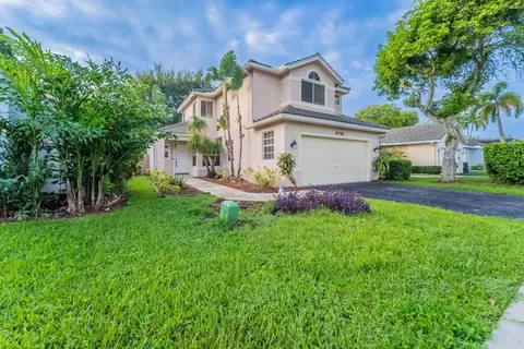 9358 Arborwood, Davie, FL 33328