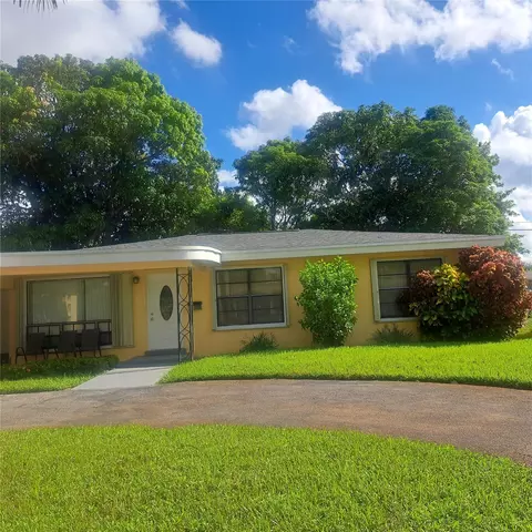 880 Wyoming Ave, Fort Lauderdale, FL 33312